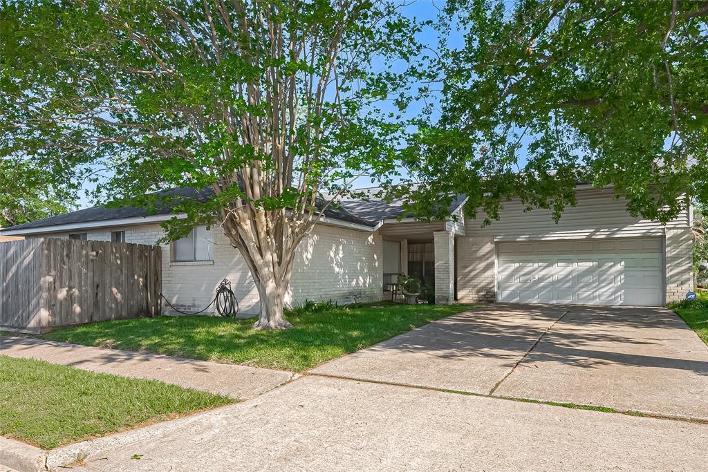 1323 Leadenhall Circle, Channelview, Texas image 1
