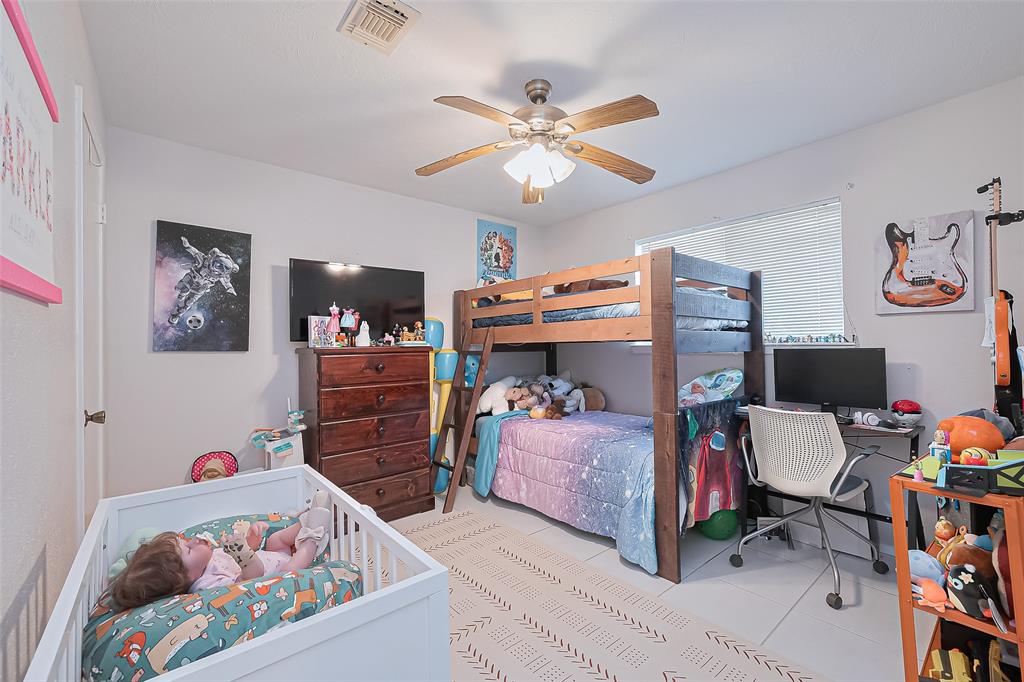 1323 Leadenhall Circle, Channelview, Texas image 18