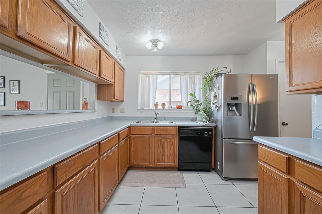 1323 Leadenhall Circle, Channelview, Texas image 10