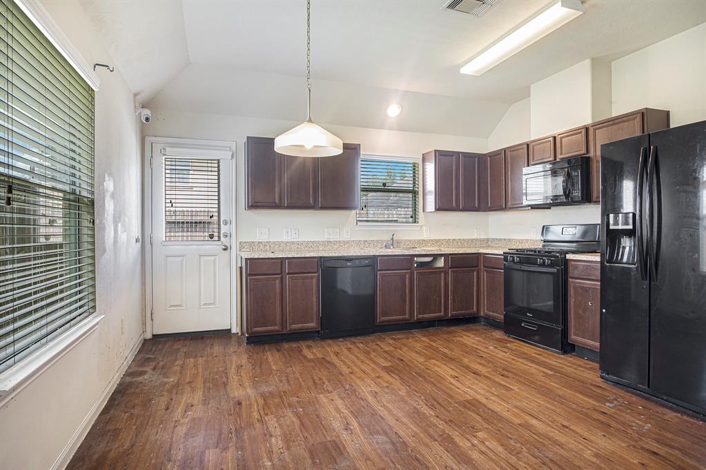 21606 Micheala Way, Humble, Texas image 6