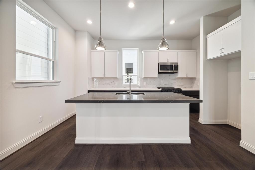 1803 Mills Street, Houston, Texas image 16