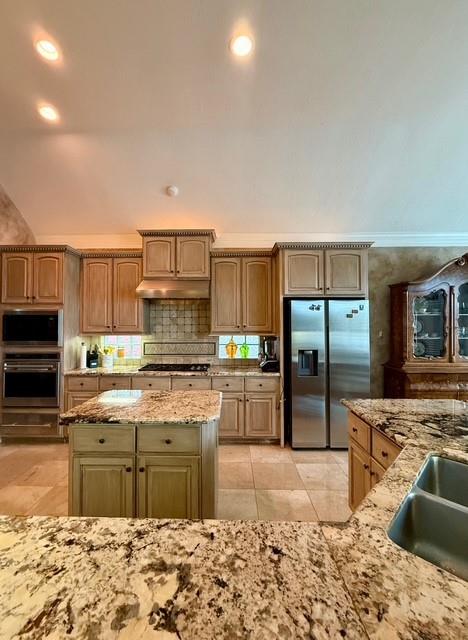 203 Bay Bridge Drive, Sugar Land, Texas image 8