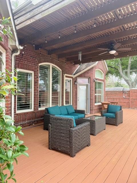 203 Bay Bridge Drive, Sugar Land, Texas image 5