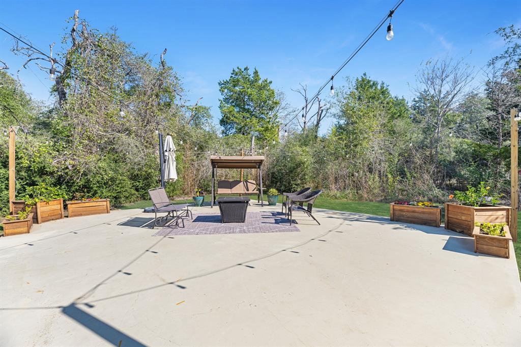 454 Long Branch Road, Bellville, Texas image 37