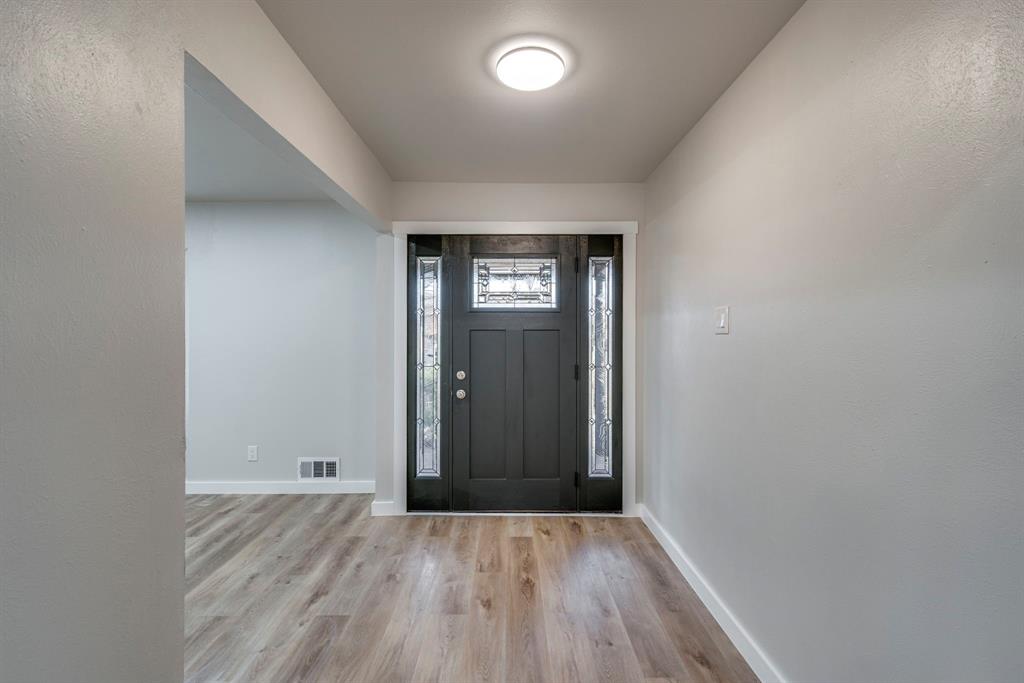 1614 Matagorda Drive, Dallas, Texas image 14