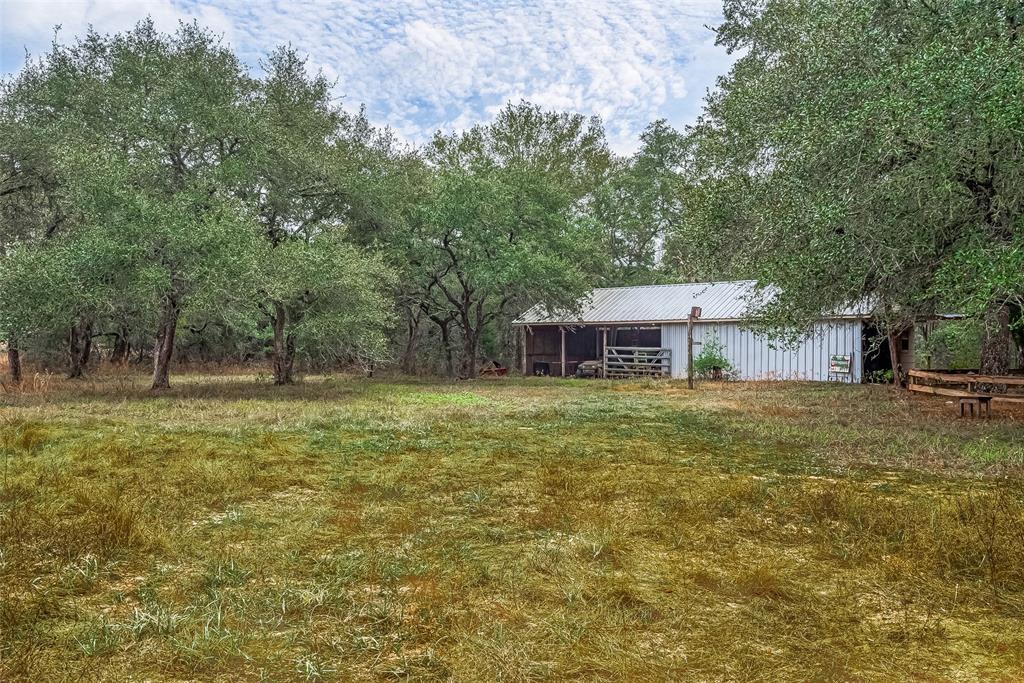 1312 County Road 255 Rd, Garwood, Texas image 13