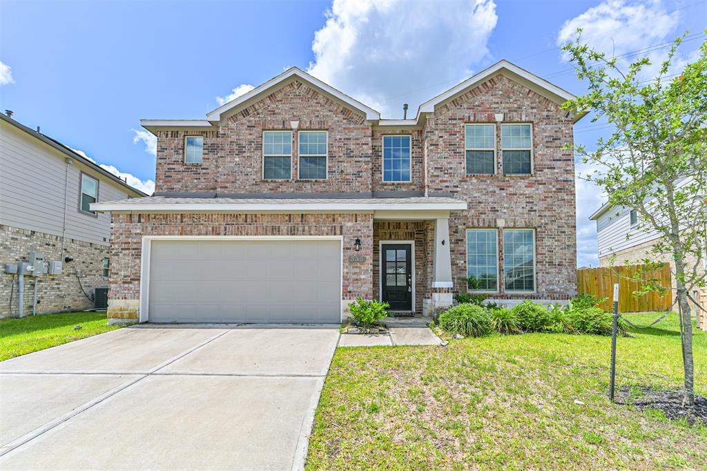 350 Selah Court, Alvin, Texas image 1