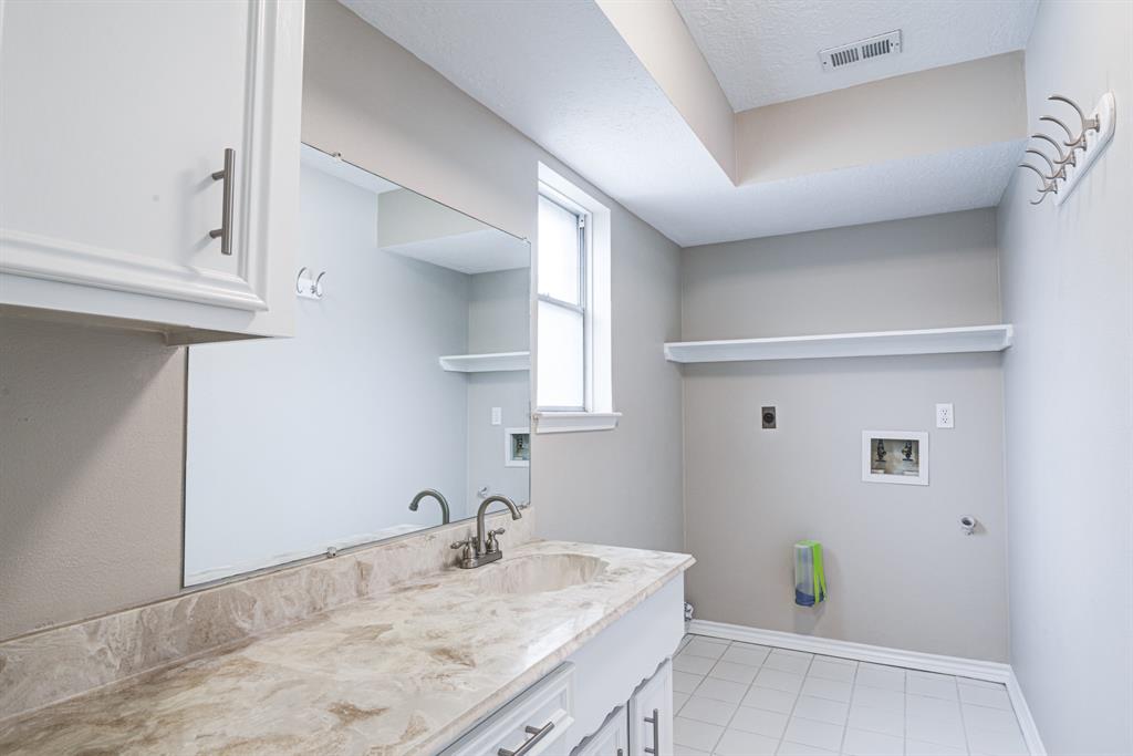 1313 Mcdonald Street, Deer Park, Texas image 26