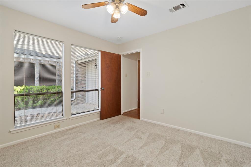 70 April Wind Drive, Conroe, Texas image 28
