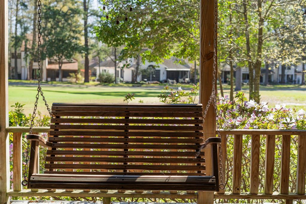 70 April Wind Drive, Conroe, Texas image 34