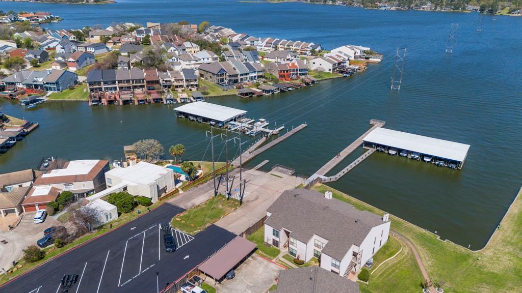 70 April Wind Drive, Conroe, Texas image 40
