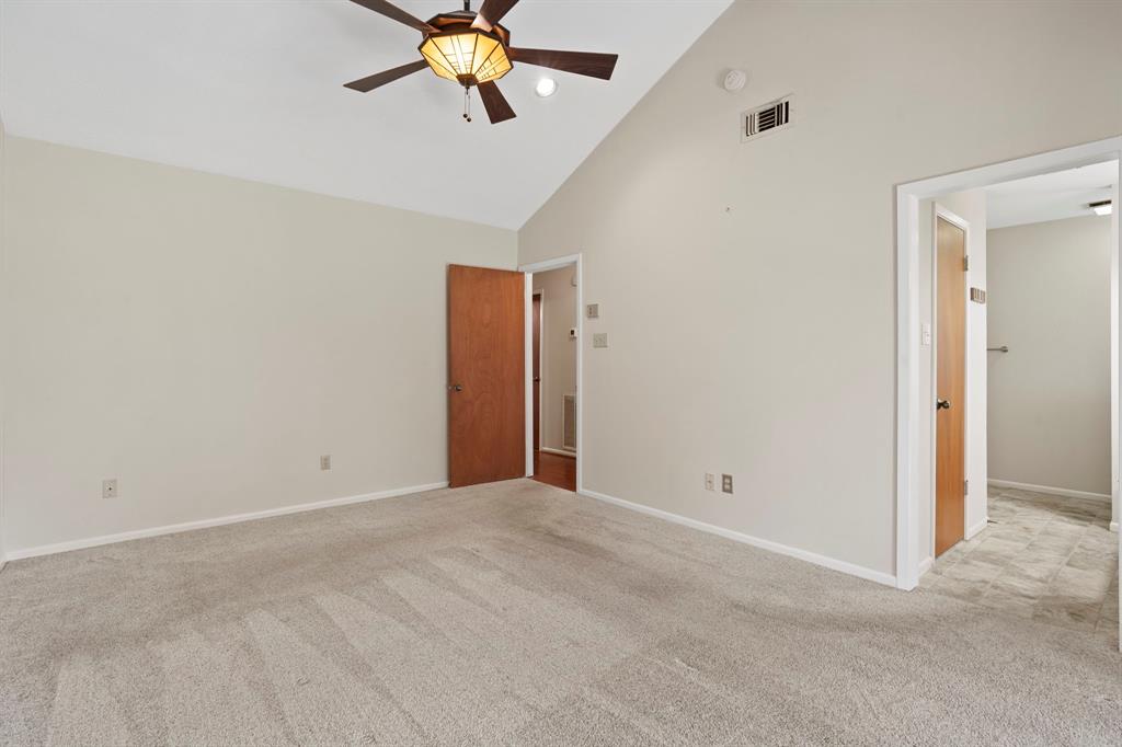 70 April Wind Drive, Conroe, Texas image 24