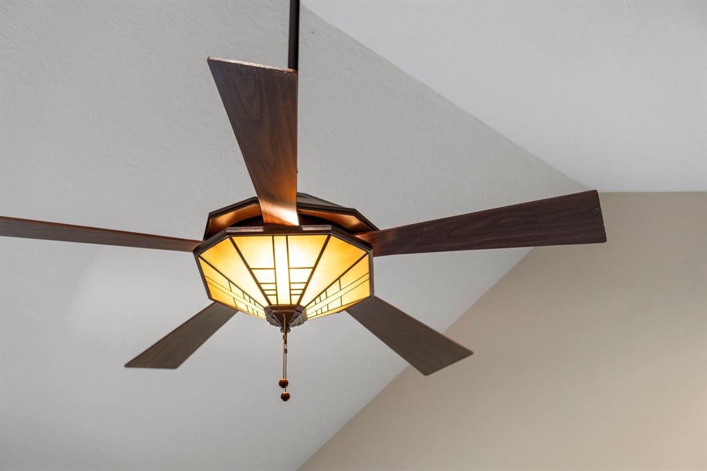 70 April Wind Drive, Conroe, Texas image 23