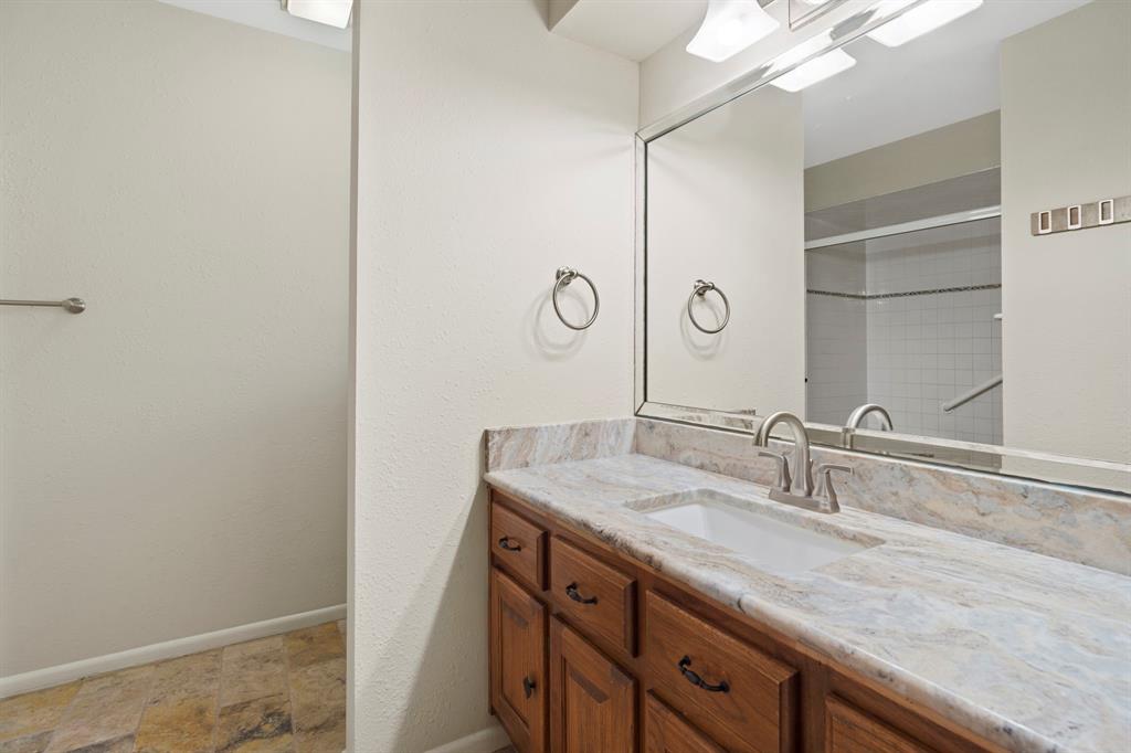 70 April Wind Drive, Conroe, Texas image 25