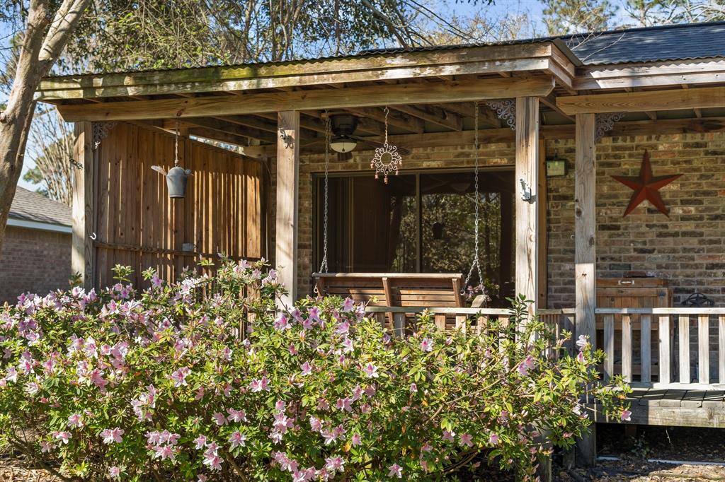70 April Wind Drive, Conroe, Texas image 33