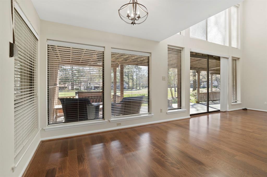 70 April Wind Drive, Conroe, Texas image 20
