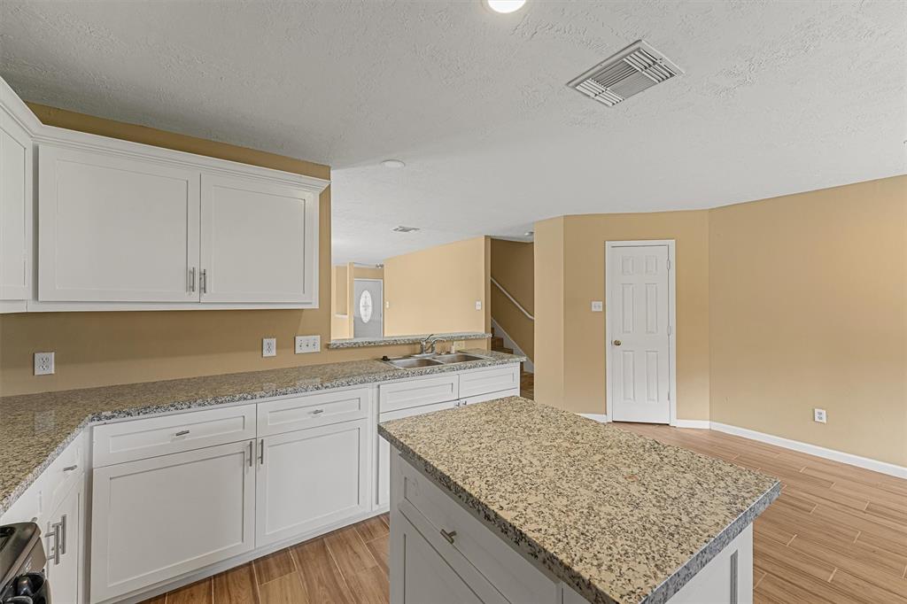 6326 Nullarbor Court, Katy, Texas image 9