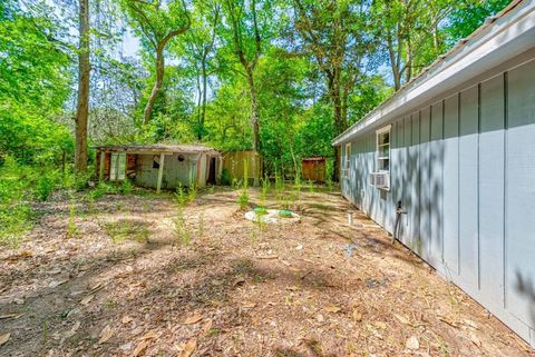 A home in Woodville