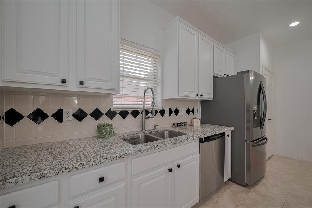 11943 Natural Bridges Lane, Sugar Land, Texas image 21