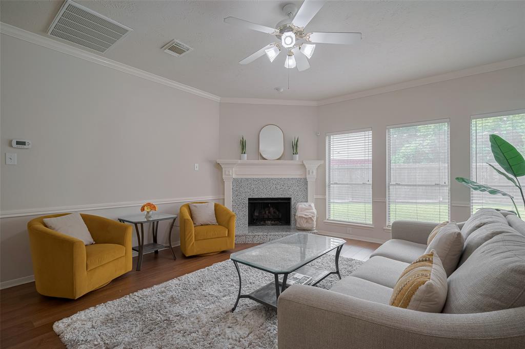 11943 Natural Bridges Lane, Sugar Land, Texas image 14