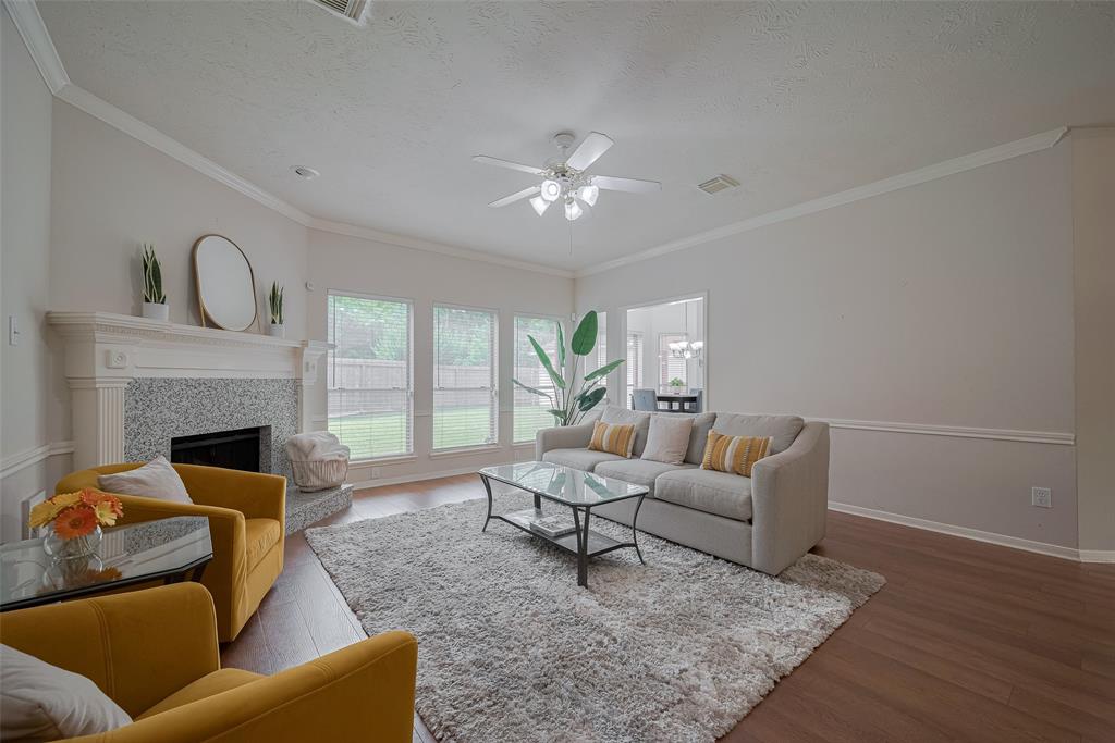 11943 Natural Bridges Lane, Sugar Land, Texas image 16