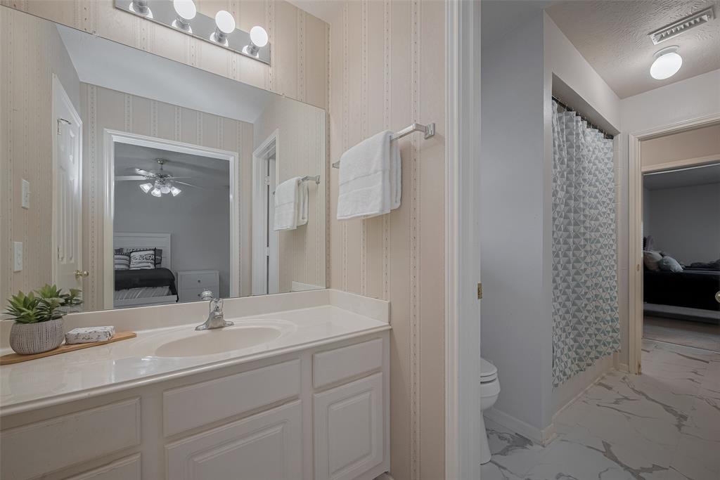 11943 Natural Bridges Lane, Sugar Land, Texas image 44