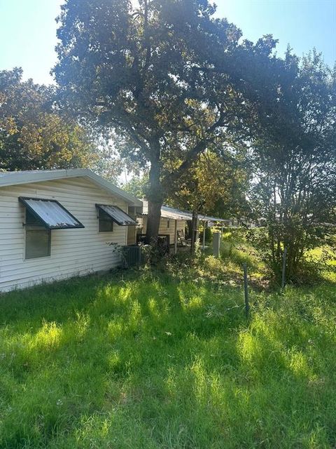 A home in Granbury