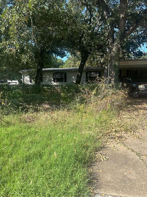 A home in Granbury