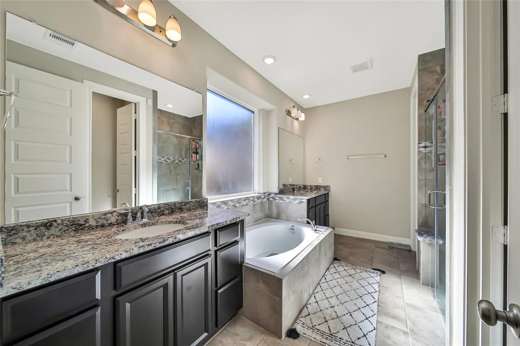 2310 Ironwood Pass Drive, Missouri City, Texas image 26