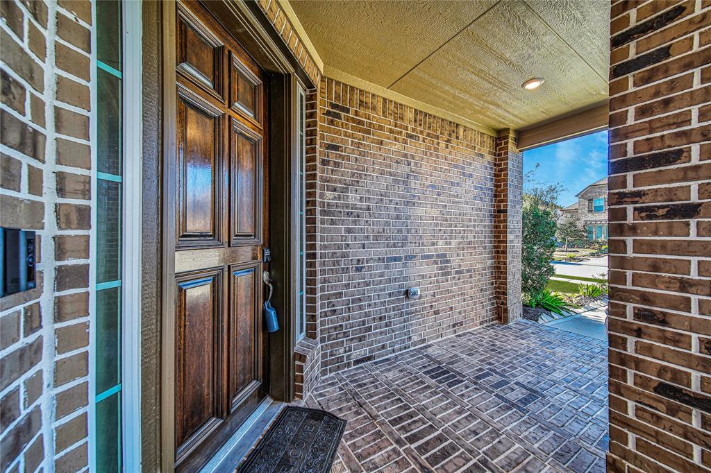 2310 Ironwood Pass Drive, Missouri City, Texas image 4