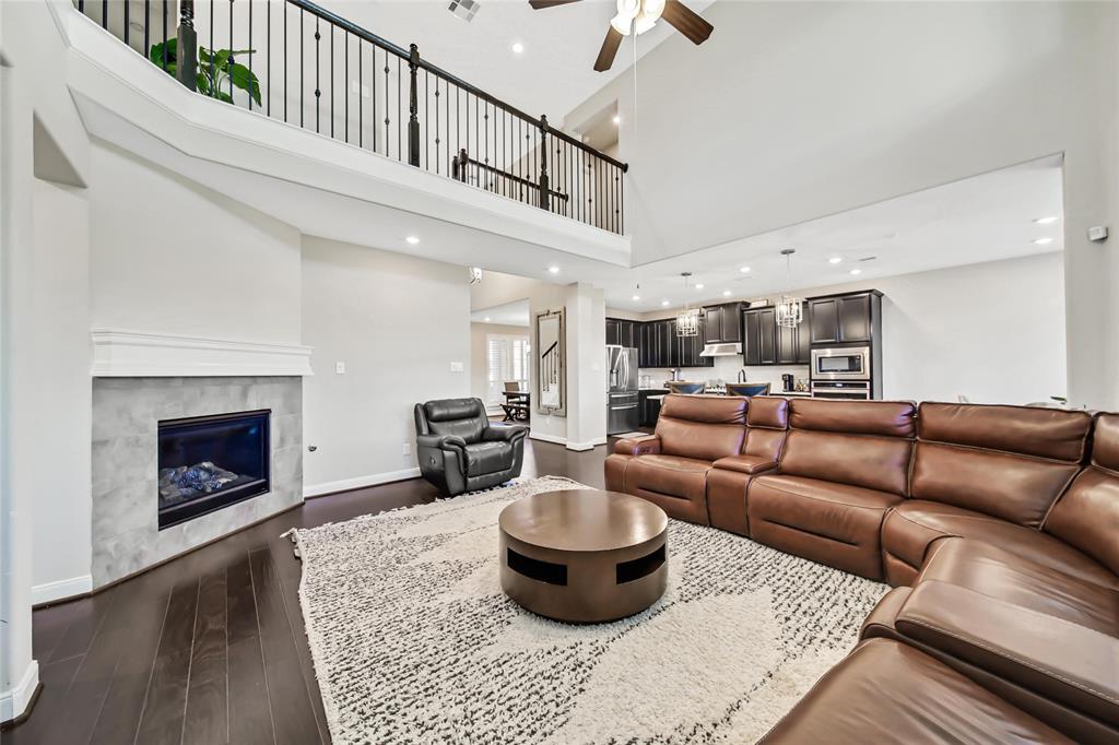 2310 Ironwood Pass Drive, Missouri City, Texas image 20