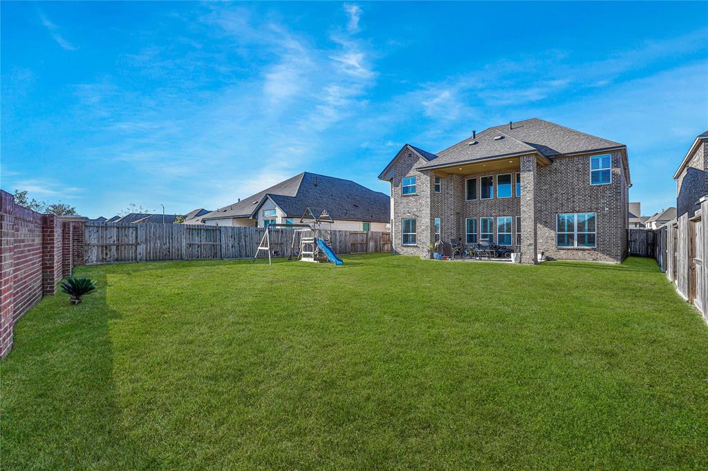 2310 Ironwood Pass Drive, Missouri City, Texas image 46