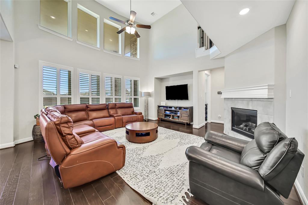 2310 Ironwood Pass Drive, Missouri City, Texas image 23