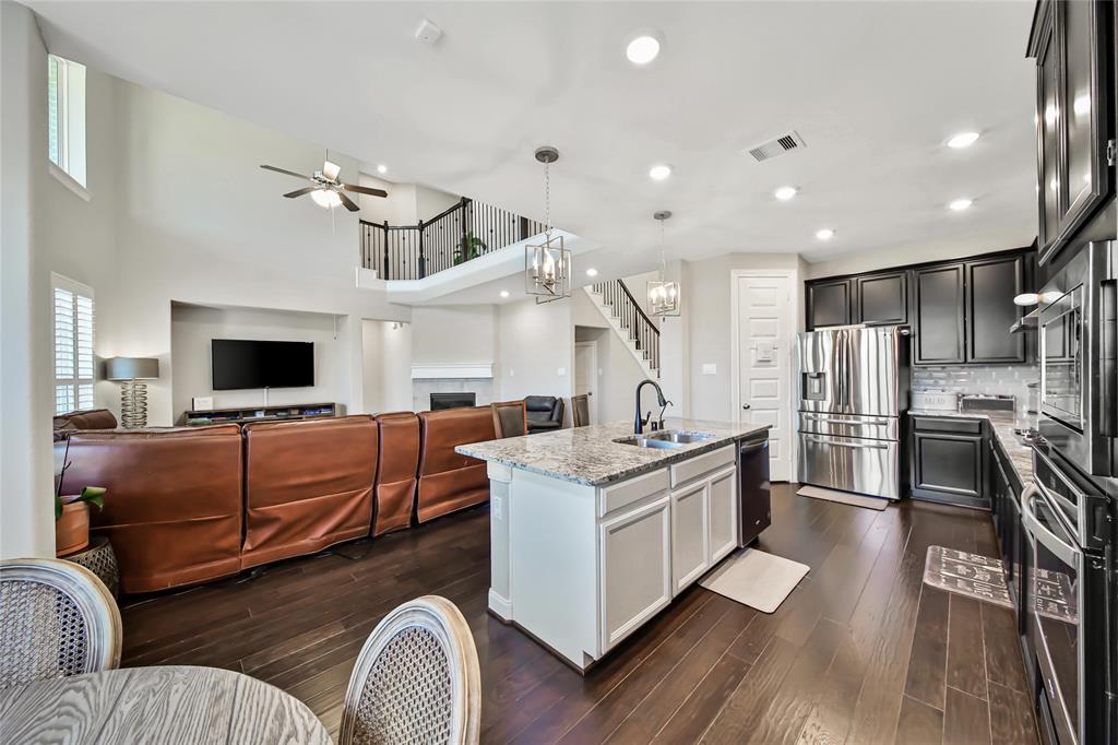 2310 Ironwood Pass Drive, Missouri City, Texas image 16