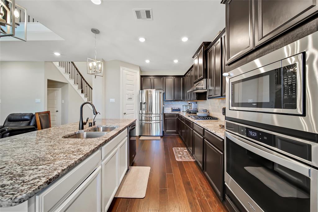 2310 Ironwood Pass Drive, Missouri City, Texas image 15