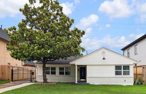 3818 Childress Street Houston TX 77005