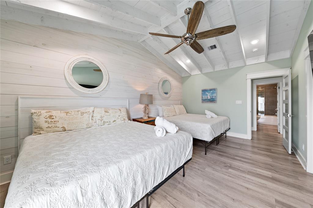 775 Townsend Drive, Crystal Beach, Texas image 28