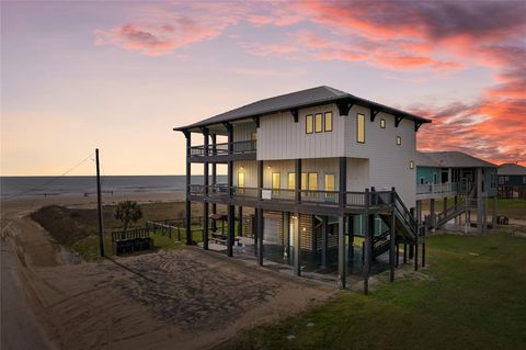 775 Townsend Drive Crystal Beach TX 77650