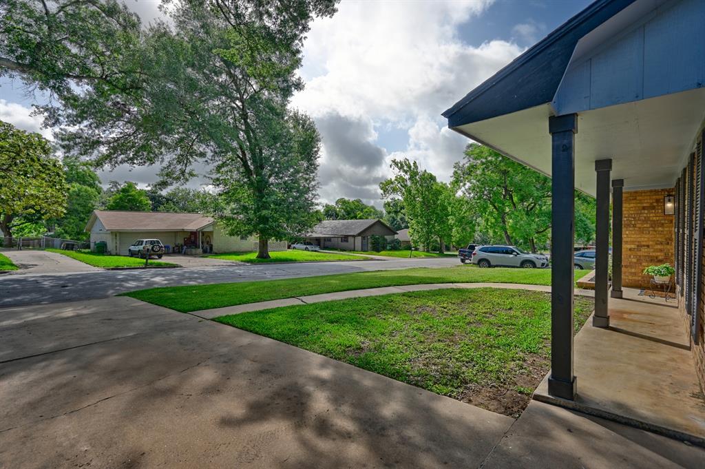 2412 Airline Drive, Brenham, Texas image 7