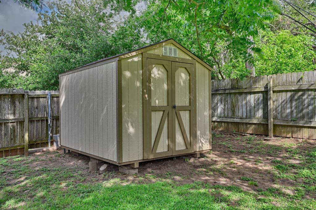 2412 Airline Drive, Brenham, Texas image 30
