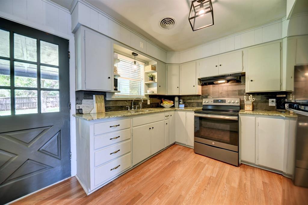2412 Airline Drive, Brenham, Texas image 16