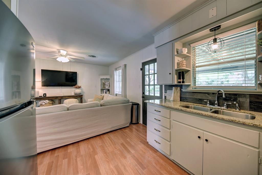 2412 Airline Drive, Brenham, Texas image 14