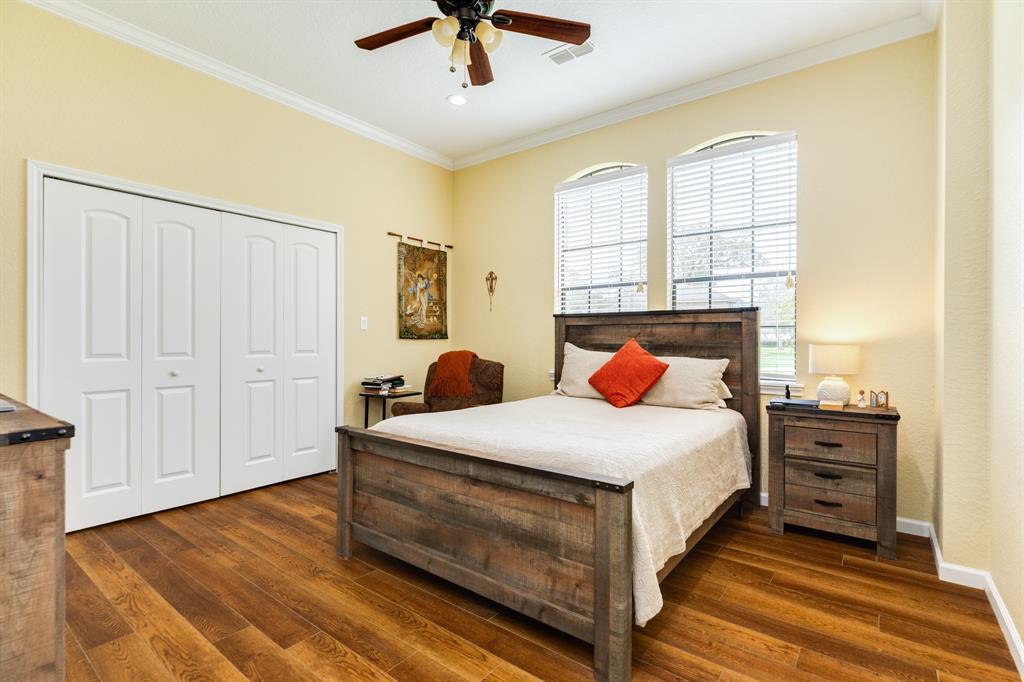 56 Cherrywood Court, Lake Jackson, Texas image 30