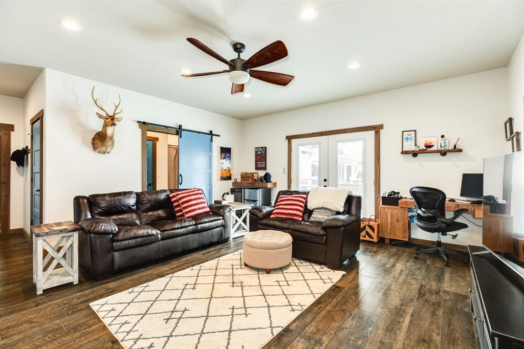 56 Cherrywood Court, Lake Jackson, Texas image 34