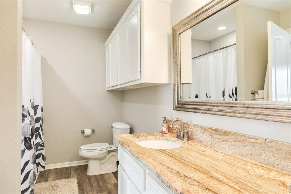 56 Cherrywood Court, Lake Jackson, Texas image 25