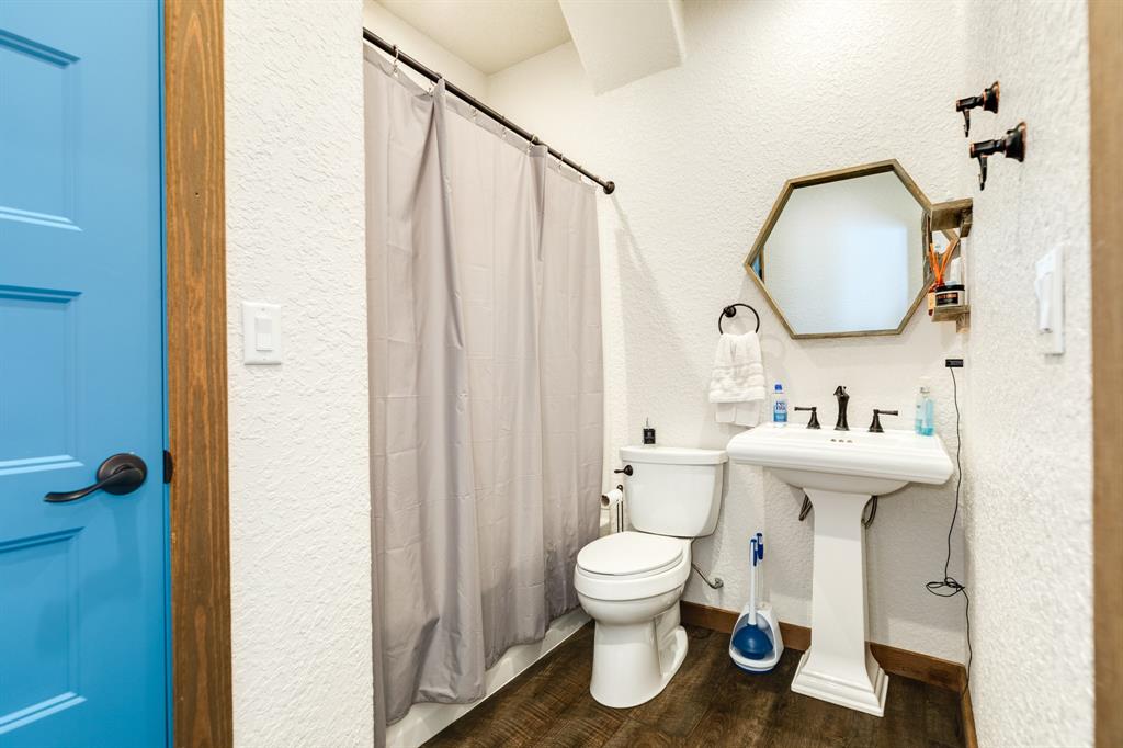 56 Cherrywood Court, Lake Jackson, Texas image 35