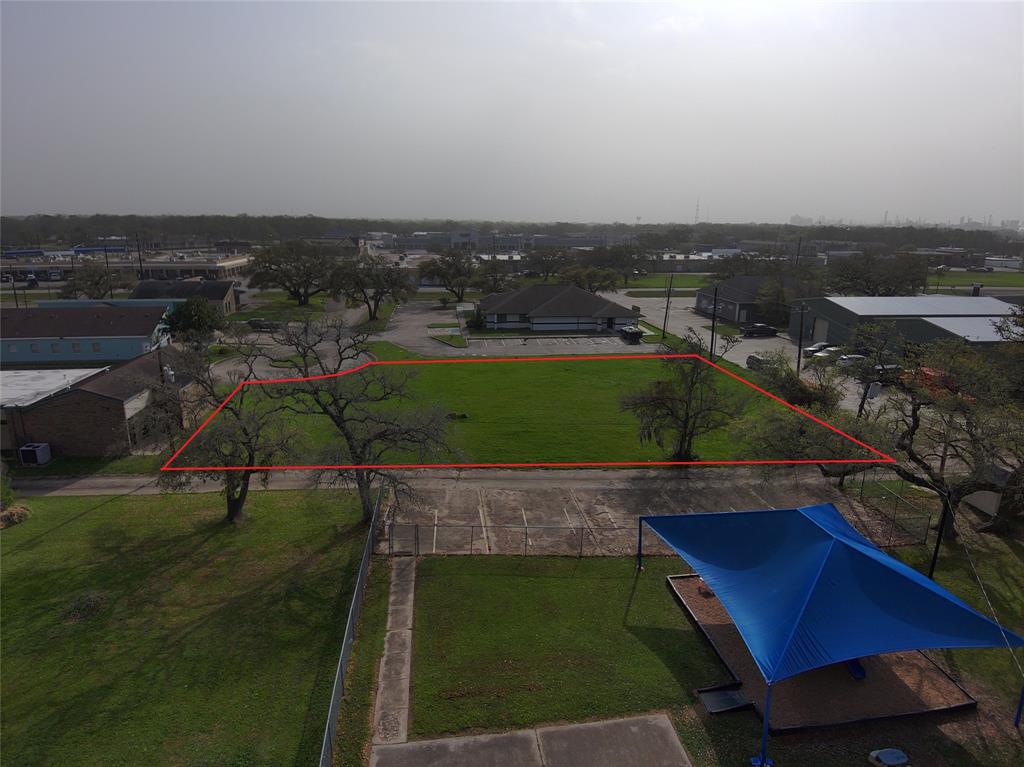 55 Flag Lake Plaza, Lake Jackson, Texas image 8