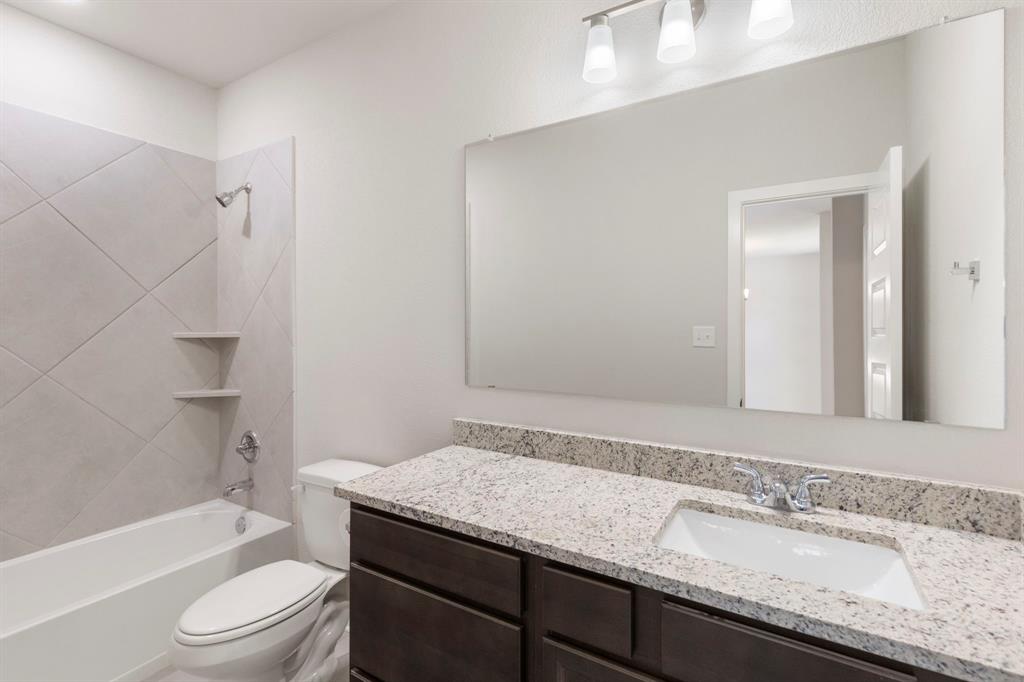 8286 Muir Wood Loop, Anderson, Texas image 5