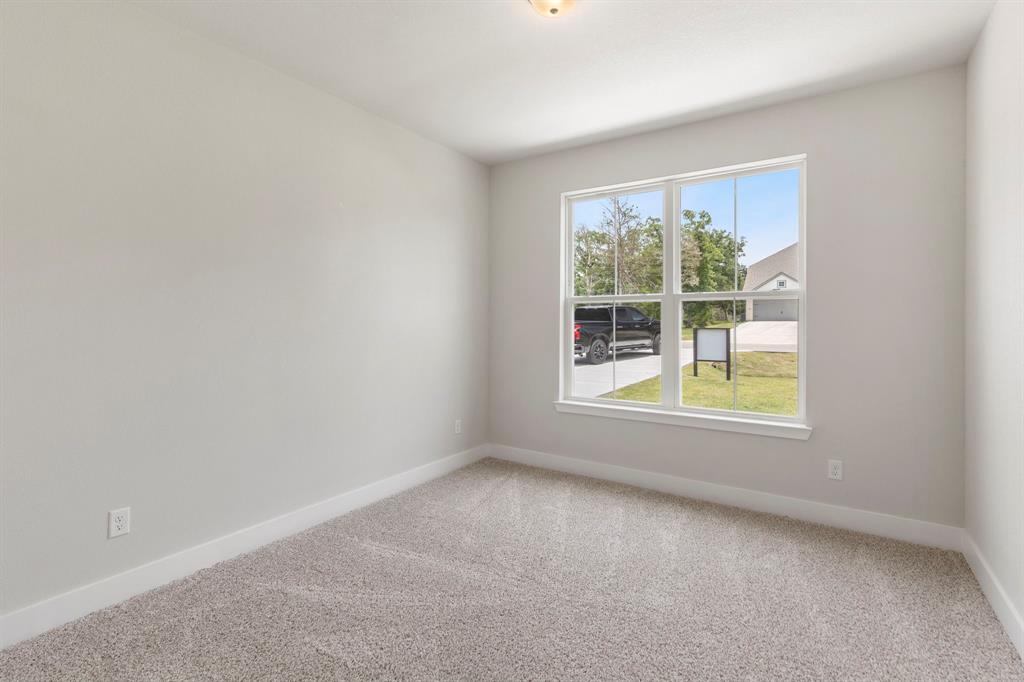 8286 Muir Wood Loop, Anderson, Texas image 4