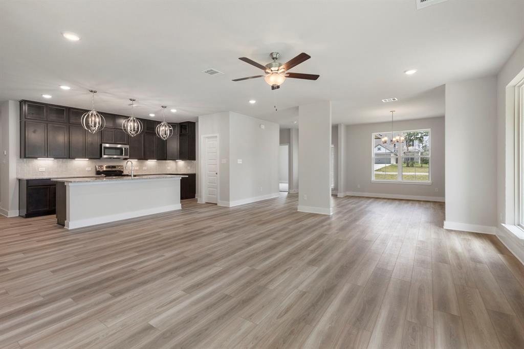 8286 Muir Wood Loop, Anderson, Texas image 13